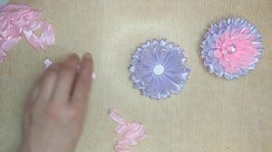 Бантики из атласной ленты 10 мм .