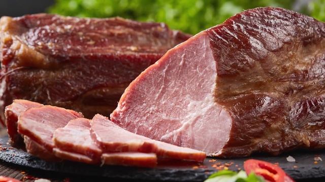 Рекламная съемка. Фудсъемка мяса в студии. Backstage смотреть онлайн