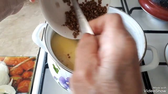 Из гречки готовиться не только каша ,но наивкуснейщий суп.Приготовь как я.Очень полезно смотреть онлайн