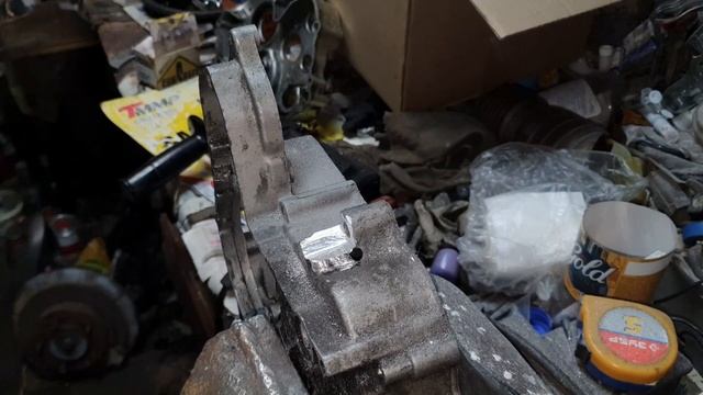 Как подлечить крепление двигателя мопеда питбайка смотреть онлайн