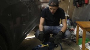 Купили подкатной домкрат! Проверяем, смотрим, описываем. Домкрат Kraft 820005 подкатной