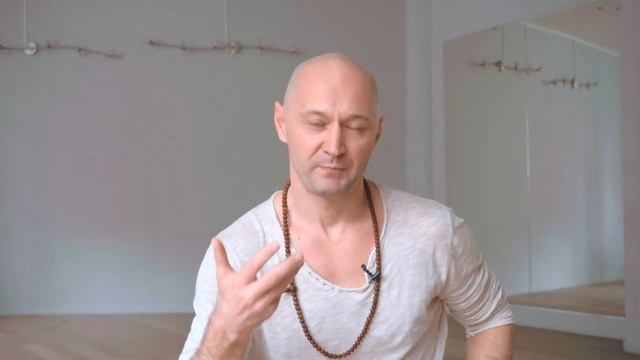 AYA Academy - искусство йоги, движения и баланса смотреть онлайн