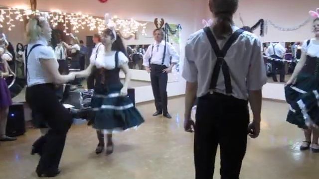 Новогодний сет Sionnach смотреть онлайн