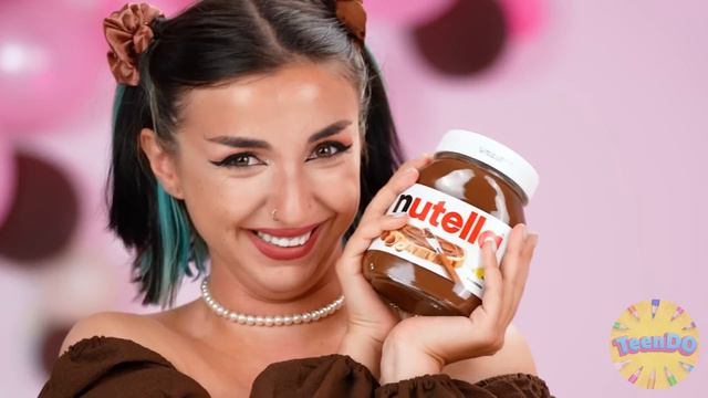Жевательная Резинка vs Шоколадная Еда Челлендж от TeenDO Challenge смотреть онлайн