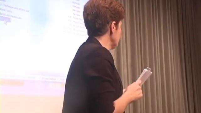 Healthy technique at the beginning stages of piano lessons. смотреть онлайн