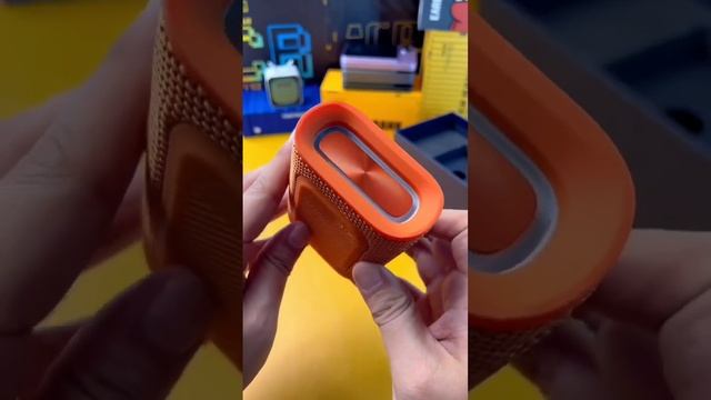 Sanag M13S Pro Portable Bluetooth Waterproof Wireless Speaker ?? IPX7 Waterproof, 8 Colors RGB Ligh смотреть онлайн