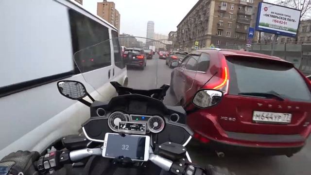 BMW K1600GTL Drive