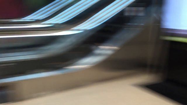 Ghost shoes in Japan?! смотреть онлайн