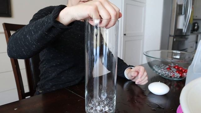 How to Make a Floating Pearl Vase I Wedding & Holiday Centerpiece DIY смотреть онлайн
