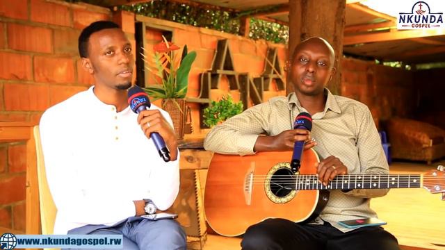 AIME atunguye Papi Clever amuririmbira indirimbo ye/Nakuze nifuza no kumwegera/Amubwiye imvune ze🙄 смотреть онлайн