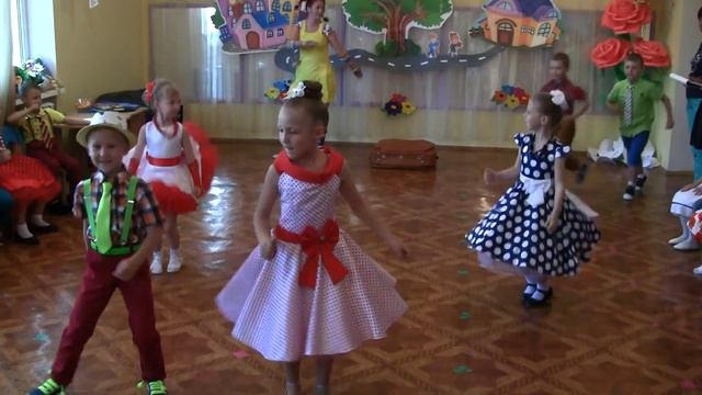 детский сад. Выступление детей