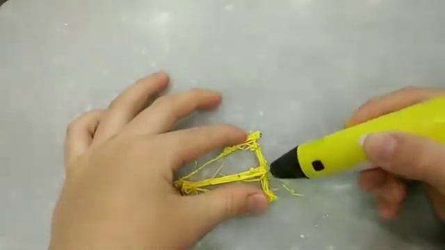 Делаем поделку "Воздушный змей" из 3-д ручки смотреть онлайн