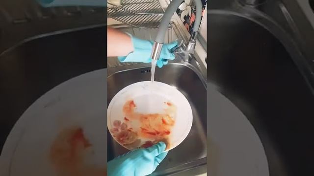 Многофункциональные силиконовые перчатки-щетки для мытья посуды смотреть онлайн