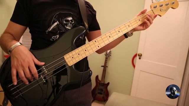 Pink Floyd - Money | Bass Cover смотреть онлайн