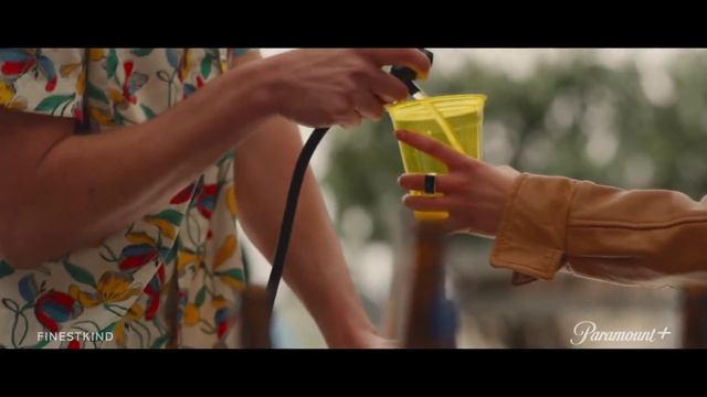 Крупный улов Трейлер смотреть онлайн