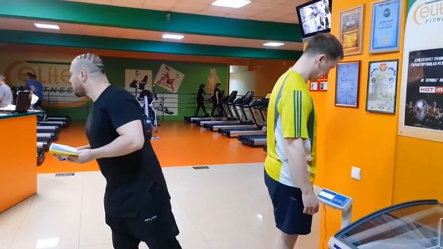 Антон Лисовский Минус 8,5кг за 1,5 месяца смотреть онлайн
