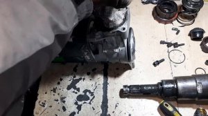 Отбойный молоток Makita HM1202C - разборка