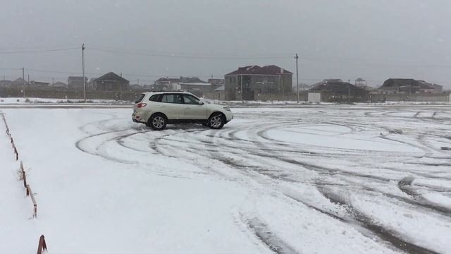 Hyundai SantaFe Drift Snow. DON'T TRY !!!