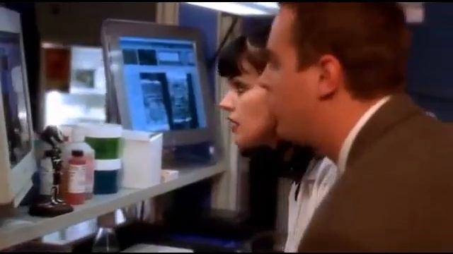 NCIS "Hacking" смотреть онлайн