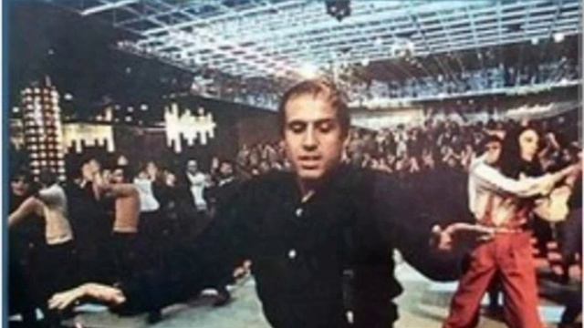 Qua La Mano colonna sonora- Aria Di Roma- Detto Mariano смотреть онлайн