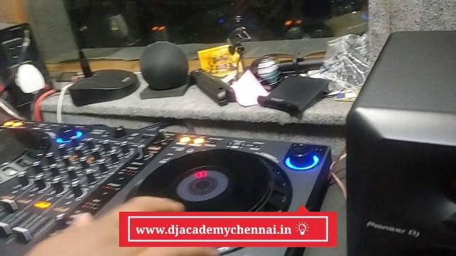 Pioneer FLX6 and DM 40 DJ Monitor | Review Video Coming Soon.. #pionner #flx6 #pioneerdm40 смотреть онлайн