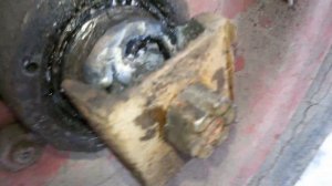 Ступица  на прицепе 2ПТС-4, если нет резьбы на оси.