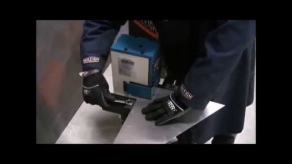 Угловысечной станок по металлу MetalMaster TN4FP