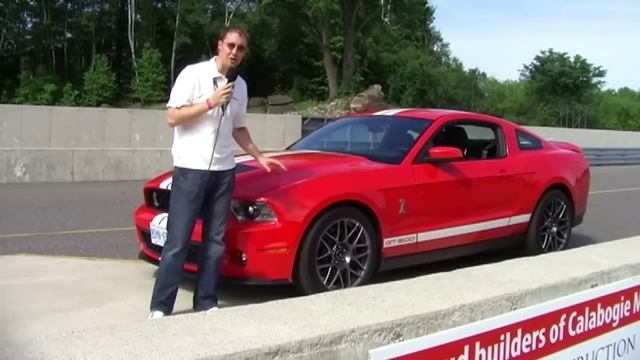 2010 Mustang Shelby GT500: Track Test First Drive смотреть онлайн
