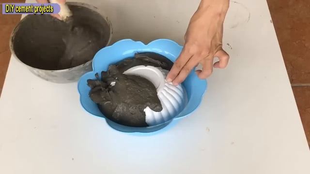 Make Unique Decorative Plant Pots From Fabric And Cement - Cement Craft Ideas At Home смотреть онлайн