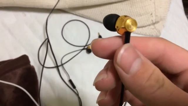 【質問】いつも使ってるヘッドホン・イヤホンは何ですか？ смотреть онлайн