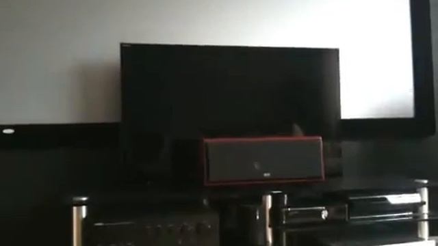 ТВ и экран проектора, инсталляция смотреть онлайн