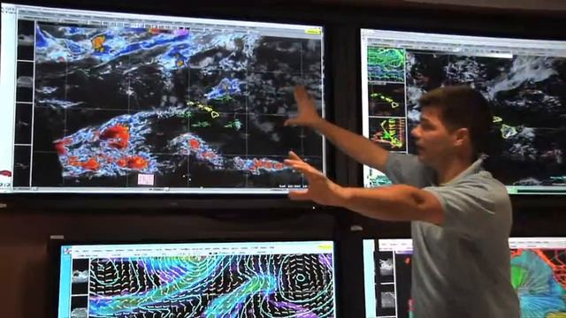 Open House Online - NOAA Weather Center with Michael Cantin смотреть онлайн