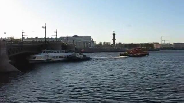 2 ships crash the bridge/2 корабля врезаются в мост смотреть онлайн