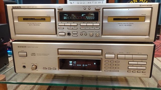 Đã bán Cặp đôi đầu CD Onkyo C-702 & đầu deck Onkyo K-W502 trưng bày đẹp nghe nhạc hay смотреть онлайн
