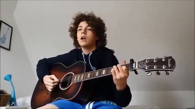 Isaac Radcliffe singing Falling Slowly by Glen Hansard смотреть онлайн