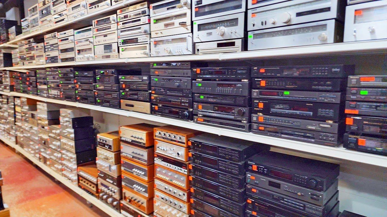 Зашел в магазин винтажной техники магнитофоны, усилители, тюнеры, магнитолы, плейеры, винил, кассеты смотреть онлайн