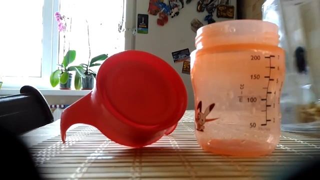 AVENT кружка непроливайка "Пьем как взрослые" смотреть онлайн
