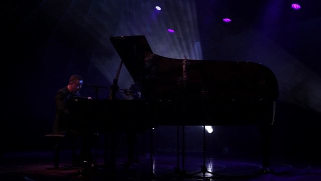 Dirk Maassen - Eclipse смотреть онлайн