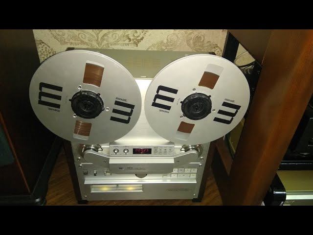 AKAI GX-747 Что бывает когда владелец просит сделать, чтобы не фонило, и что получаем спустя 3 года. смотреть онлайн