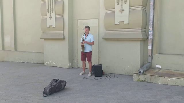 Одесса, саксофон на Дерибасовской ( Odessa )! смотреть онлайн