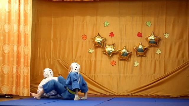 Первый день рожденья Кудо клуб "Ронин" смотреть онлайн