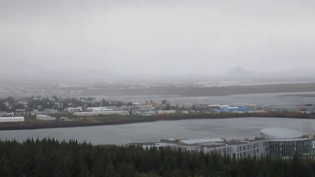 Панорама Рейкьявика со смотровой площадки комплекса Perlan смотреть онлайн