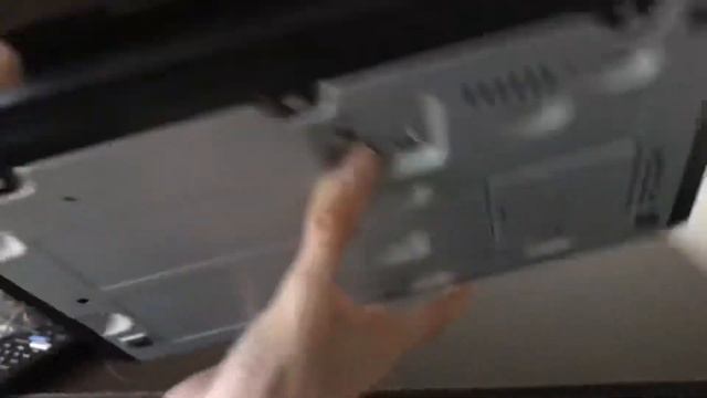 Unboxing the Sony UHD Blu-ray player смотреть онлайн