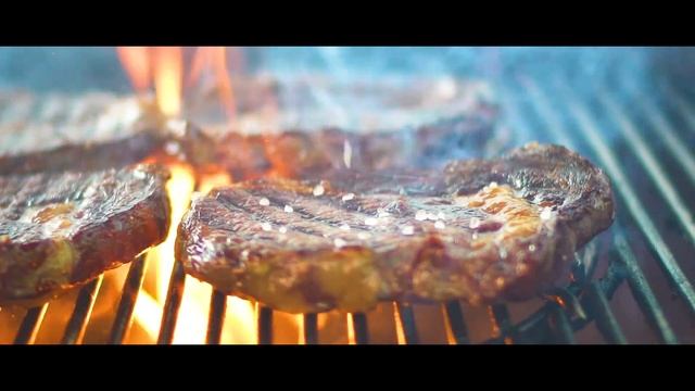 Стейки с крупной морской солью на угольном гриле (рецепт) смотреть онлайн