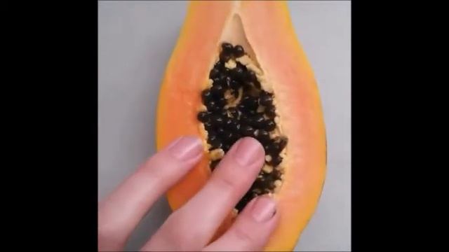 Я хз как это назвать...Мастурбация фруктов?!? смотреть онлайн