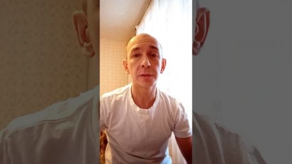 Р. Рождественский. Над камином стучат