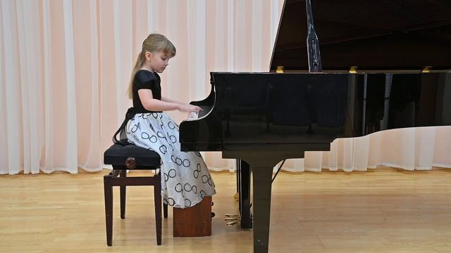 МБУДО "ДШИ им. С.Д.Сурмилло", Руднева Ясна, 8 лет смотреть онлайн