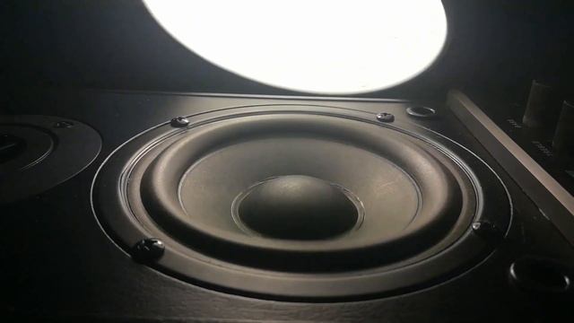 Bass test speaker SVEN смотреть онлайн