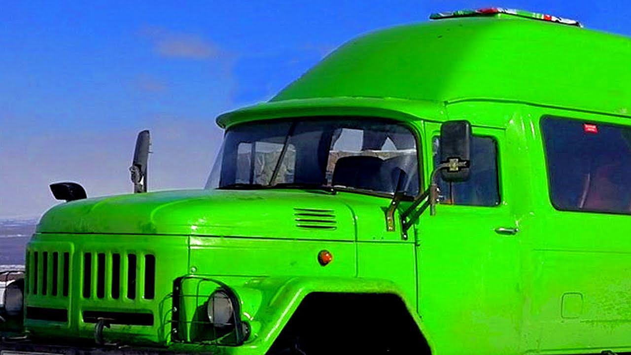 ЗИЛ который ничем не хуже КамАЗов и Уралов, во многом даже превосходит их! смотреть онлайн