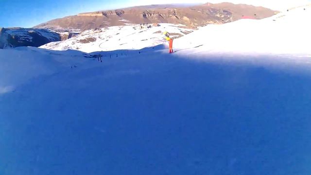 60 летний доктор катается без палок на горных склонах смотреть онлайн